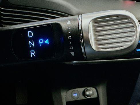 Used 2024 Hyundai Ioniq 5 SEL image 25