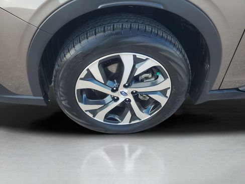 Used 2021 Subaru Outback Limited XT AWD/4WD image 27