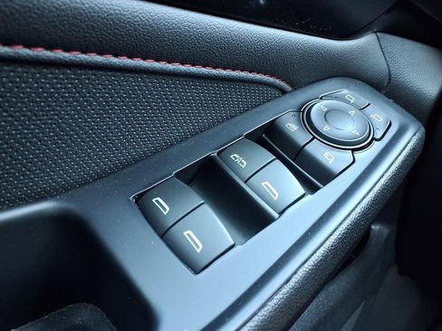Used 2023 Chevrolet Traverse RS w/ LPO, Cargo Package AWD/4WD image 26