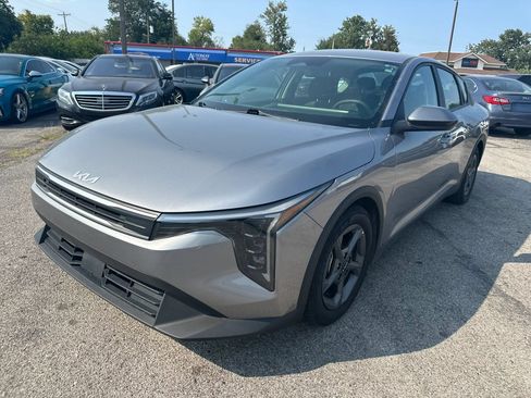 Used 2025 Kia K4 FWD image 27