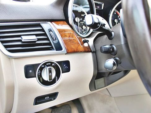 Used 2014 Mercedes-Benz ML 350 4MATIC image 20