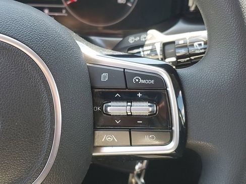 Used 2021 Kia Sorento LX AWD/4WD image 24