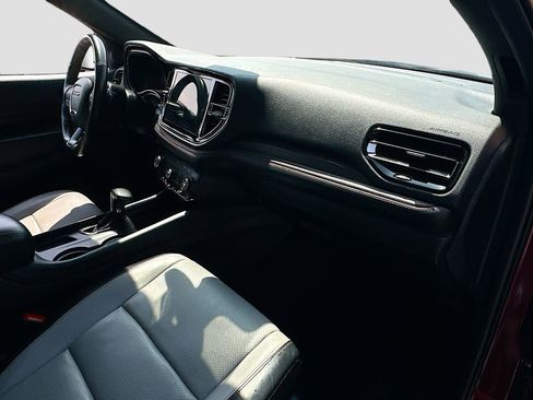 Used 2024 Dodge Durango GT RWD image 31