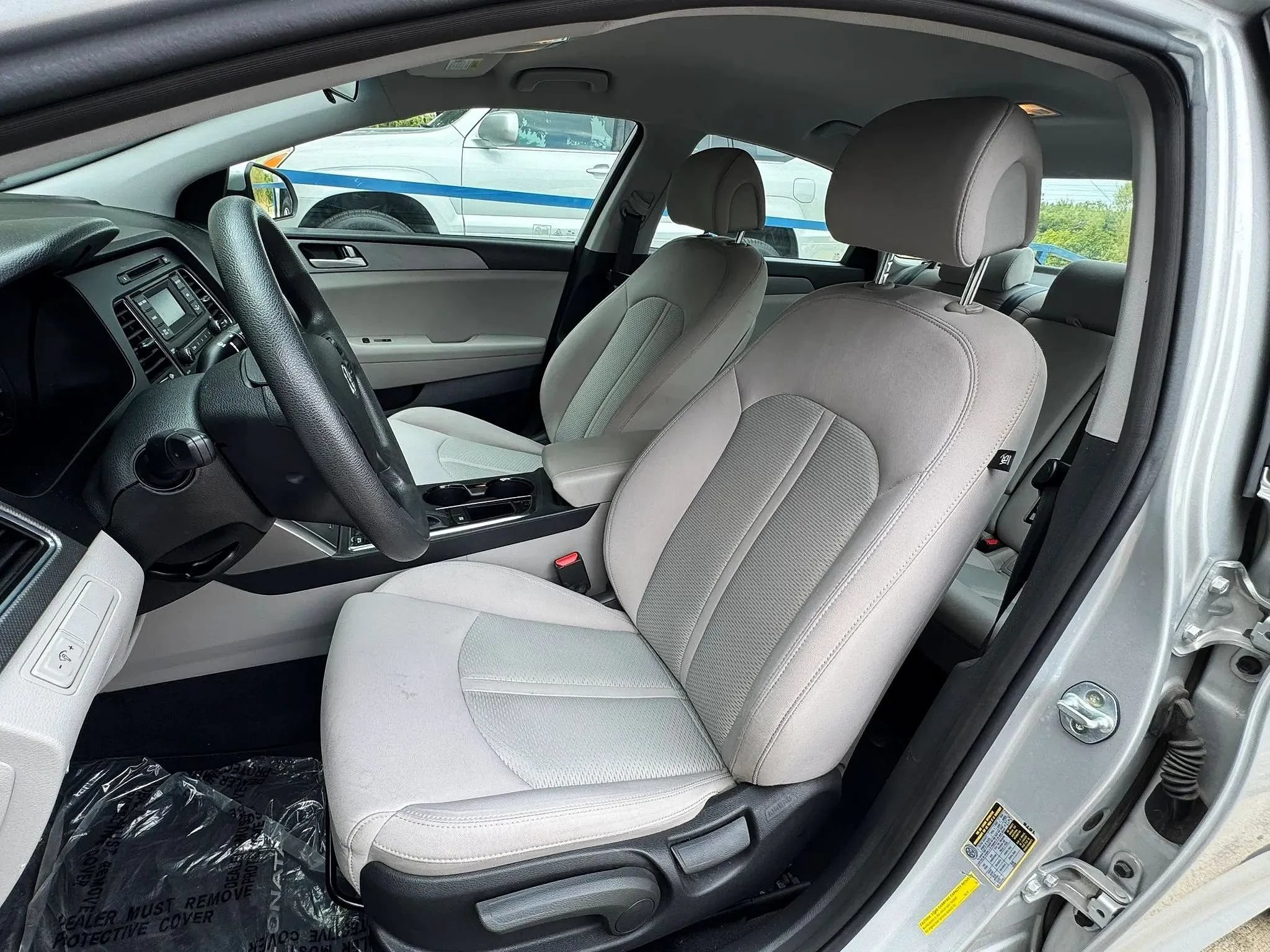 Used 2015 Hyundai Sonata SE FWD image 15