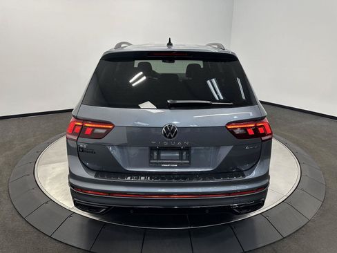Used 2024 Volkswagen Tiguan SE R-Line AWD/4WD image 6