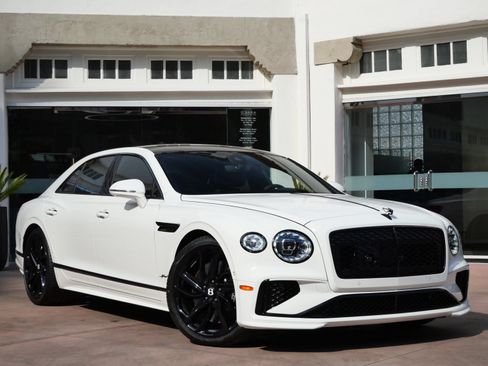 Used 2025 Bentley Flying Spur Plug-In Hybrid AWD/4WD image 1