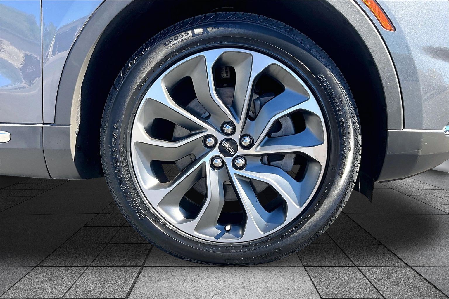 Used 2021 Lincoln Nautilus Reserve AWD/4WD image 10
