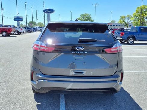 Certified 2024 Ford Edge ST-Line AWD/4WD image 4