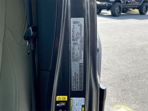 Certified 2022 Jeep Wrangler Unlimited Sport image 30