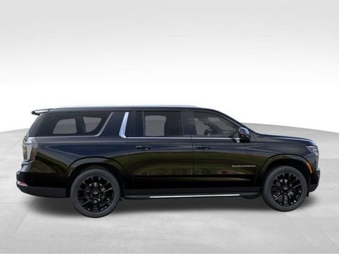 New 2026 Chevrolet Suburban LT w/ Advanced Technology Package AWD/4WD image 5