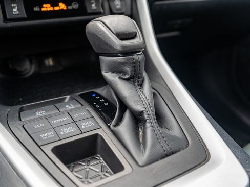 Used 2023 Toyota RAV4 XLE image 26