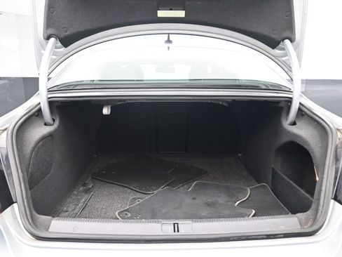 Used 2010 Volkswagen CC Luxury FWD image 22