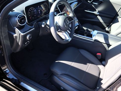 New 2026 Mercedes-Benz C 300 4MATIC Sedan image 13