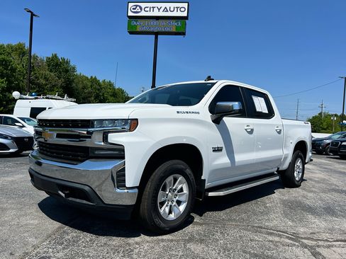 Used 2020 Chevrolet Silverado 1500 LT w/ Texas Edition image 3