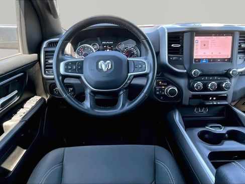 Used 2023 RAM 1500 Big Horn AWD/4WD image 8
