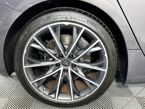 Used 2022 Maserati Ghibli Modena Q4 image 32