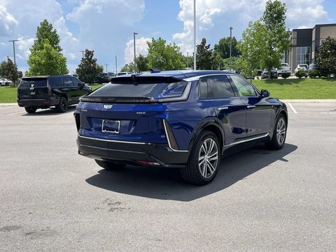 Used 2024 Cadillac Lyriq Luxury RWD image 5