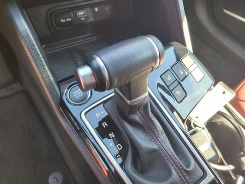 Used 2024 Kia Sportage SX image 18