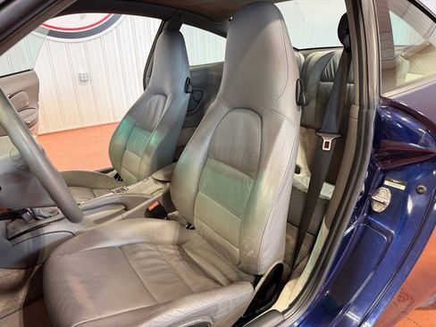 Used 2001 Porsche 911 Carrera 4 AWD/4WD image 18