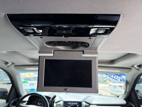 Used 2016 Chevrolet Tahoe LT AWD/4WD image 10