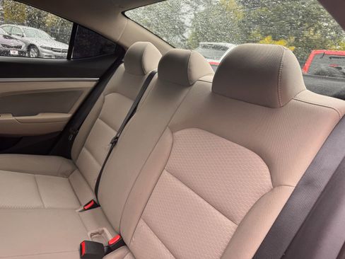 Used 2020 Hyundai Elantra Value Edition FWD image 16