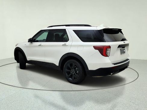 Used 2023 Ford Explorer ST-Line w/ Class IV Trailer Tow Package RWD image 8
