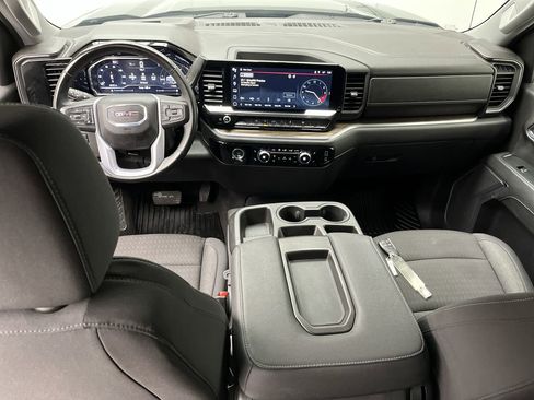 Certified 2024 GMC Sierra 1500 Elevation AWD/4WD image 4