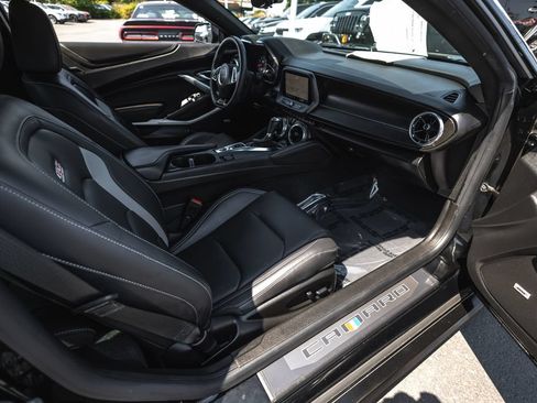 Used 2021 Chevrolet Camaro SS RWD image 21
