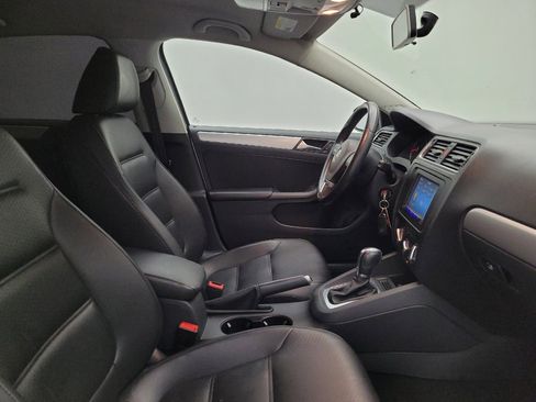 Used 2014 Volkswagen Jetta SE FWD image 21
