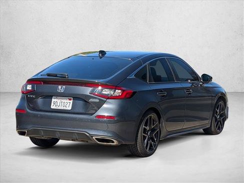 Used 2022 Honda Civic Sport Touring image 5