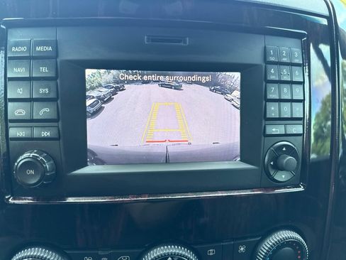 Used 2018 Mercedes-Benz Sprinter 2500 image 27