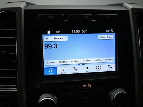 Used 2019 Ford F150 Lariat w/ Equipment Group 502A Luxury AWD/4WD image 15