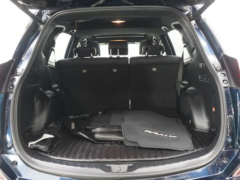 Used 2018 Toyota RAV4 SE w/ Advanced Technology Package AWD/4WD image 16