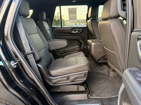 Used 2024 Chevrolet Tahoe Z71 w/ Luxury Package AWD/4WD image 30