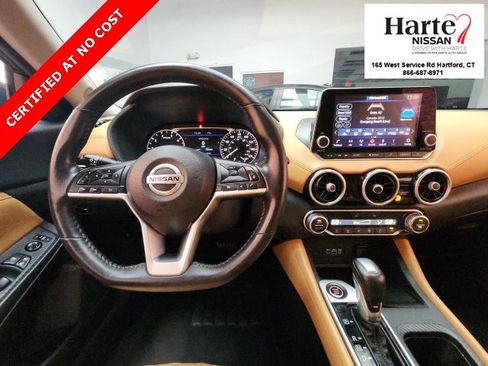 Used 2021 Nissan Sentra SV w/ SV Premium Package image 16