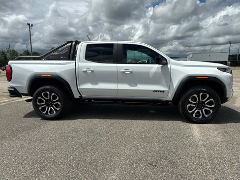 New 2025 GMC Canyon AT4 w/ Nightfall Edition AWD/4WD image 2