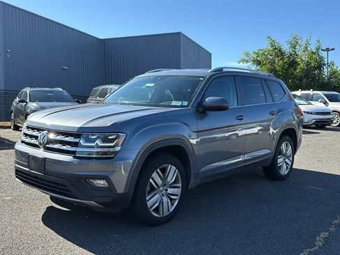 Used 2019 Volkswagen Atlas SE w/ Towing Package image 7