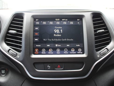 Used 2020 Jeep Cherokee Trailhawk w/ Trailer Tow Group image 47