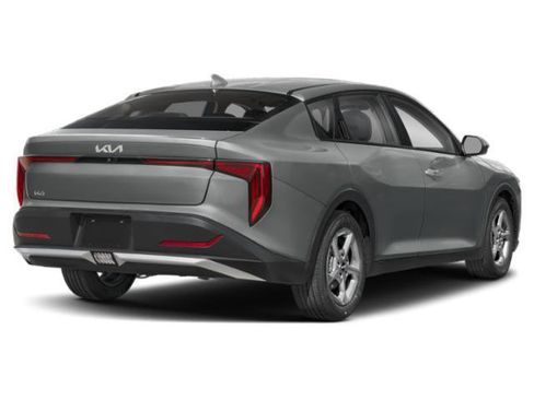 Used 2025 Kia K4 FWD image 3