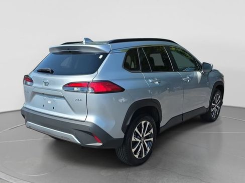 Used 2023 Toyota Corolla Cross XLE FWD image 8