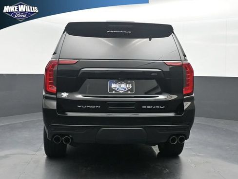 Used 2021 GMC Yukon Denali w/ Denali Premium Package RWD image 6