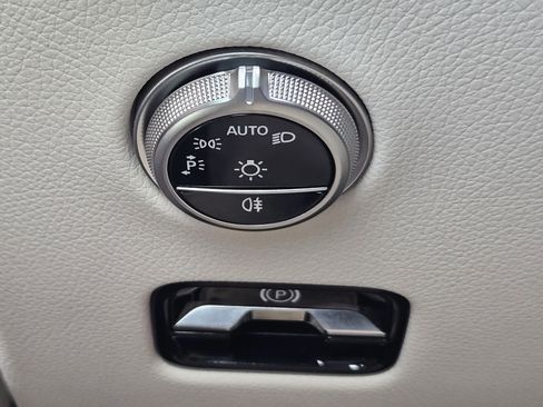 Certified 2026 Mercedes-Benz GLC 300 image 12