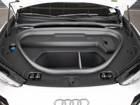 Certified 2025 Audi Q6 e-tron Premium Plus w/ Premium Plus AWD/4WD image 3
