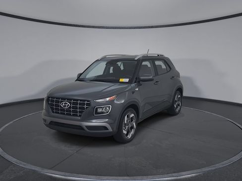 Used 2025 Hyundai Venue SEL FWD image 6