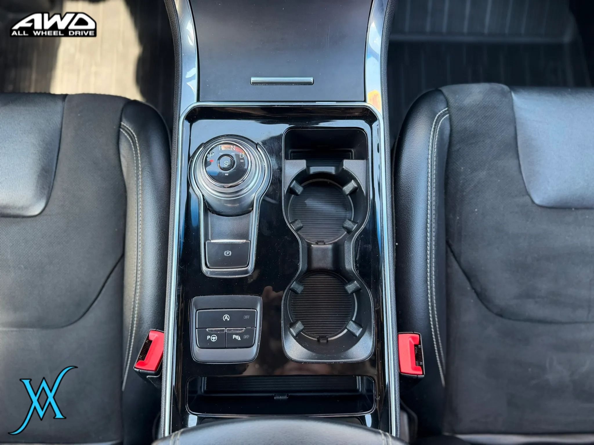 Used 2020 Ford Edge ST w/ Equipment Group 401A AWD/4WD image 29