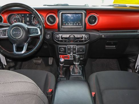 Used 2020 Jeep Gladiator Rubicon image 10