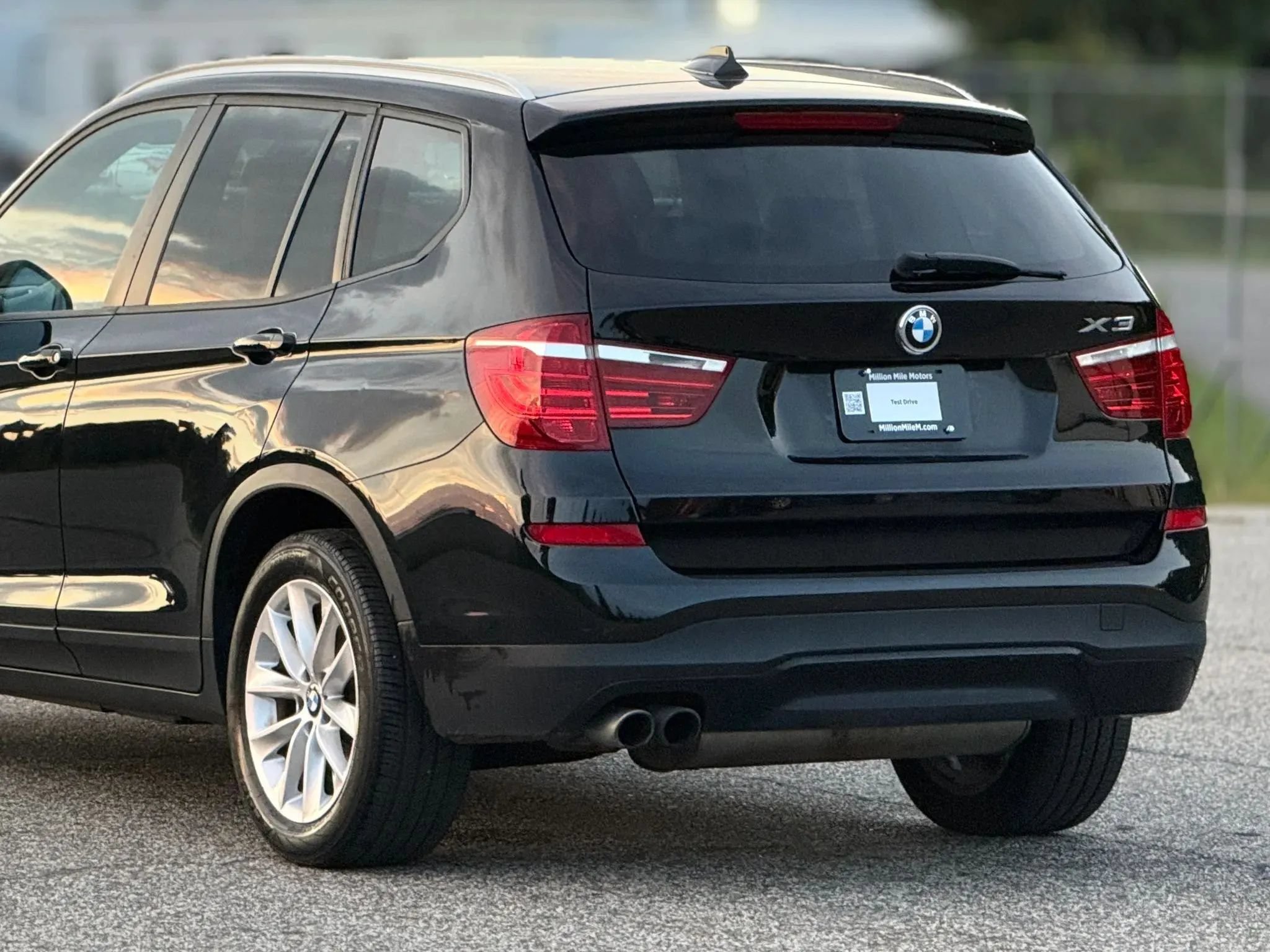 Used 2017 BMW X3 xDrive28i AWD/4WD image 16