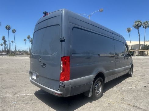 Used 2019 Mercedes-Benz Sprinter 170 image 6