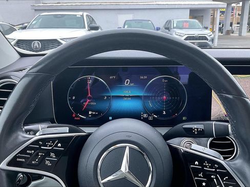 Used 2022 Mercedes-Benz E 350 Sedan w/ AMG Line Exterior image 17