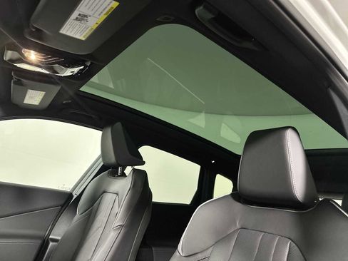 Used 2025 BMW X3 xDrive30i w/ Premium Package image 16